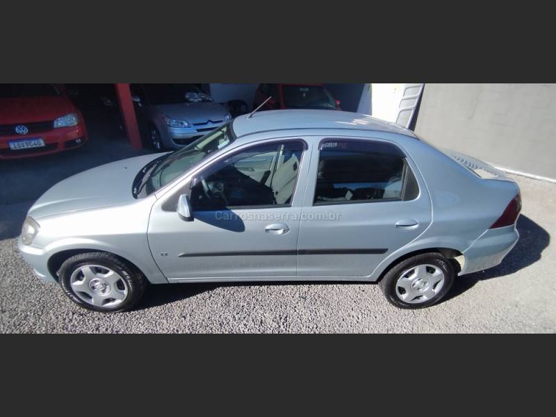 CHEVROLET - PRISMA - 2012/2012 - Prata - R$ 31.900,00