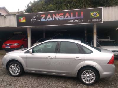 FORD - FOCUS - 2011/2012 - Prata - R$ 38.900,00