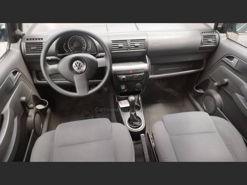 VOLKSWAGEN - FOX - 2009/2010 - Cinza - R$ 27.500,00