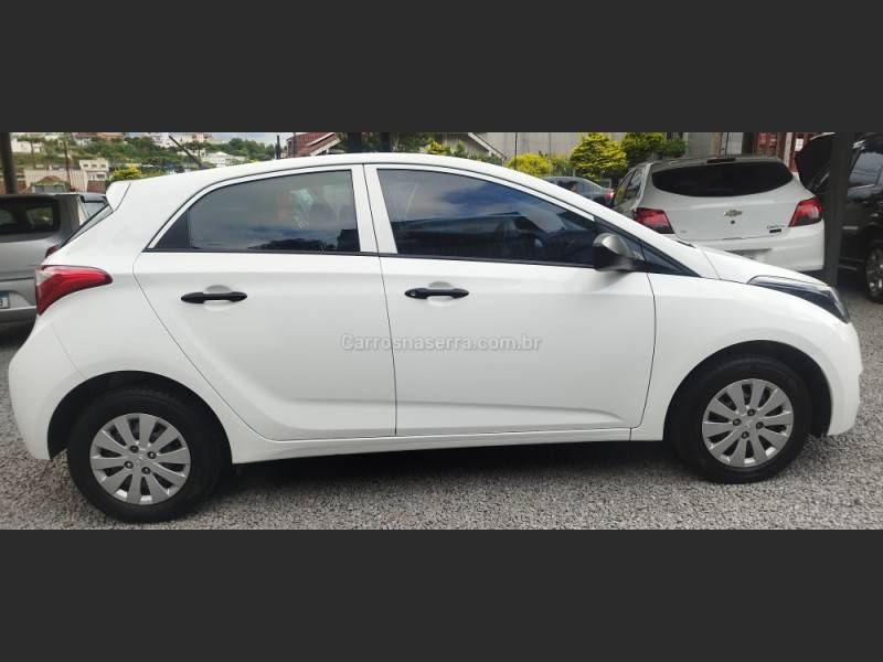 HYUNDAI - HB20 - 2017/2017 - Branca - R$ 51.900,00
