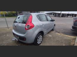 FIAT - PALIO - 2013/2013 - Prata - R$ 38.500,00