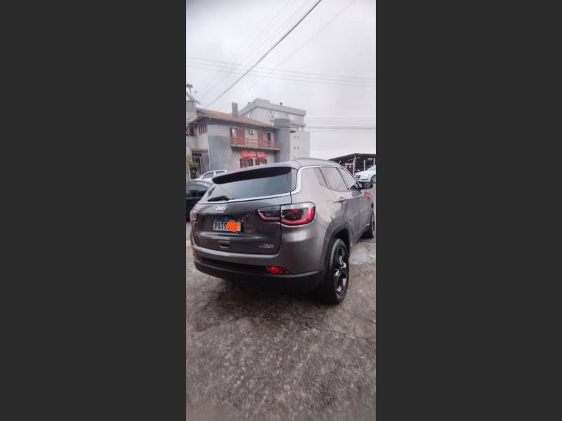 JEEP - COMPASS - 2016/2017 - Cinza - R$ 91.500,00