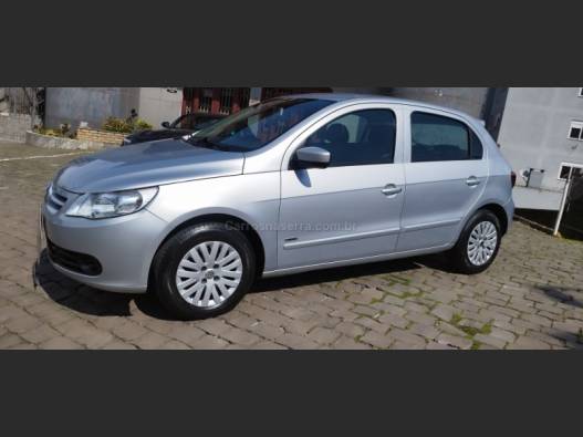 VOLKSWAGEN - GOL - 2009/2010 - Prata - R$ 25.500,00