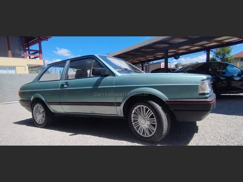 VOLKSWAGEN - VOYAGE - 1990/1990 - Cinza - R$ 16.900,00