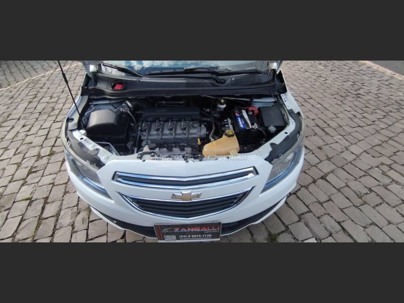 CHEVROLET - ONIX - 2015/2016 - Branca - R$ 55.900,00