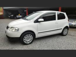 VOLKSWAGEN - FOX - 2009/2010 - Branca - R$ 25.900,00