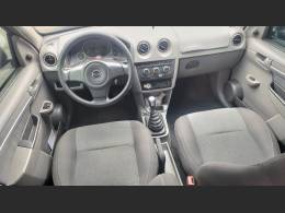 CHEVROLET - PRISMA - 2009/2009 - Preta - R$ 28.500,00