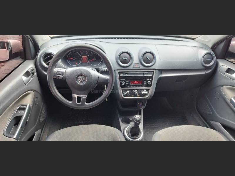 VOLKSWAGEN - GOL - 2013/2014 - Branca - R$ 37.000,00