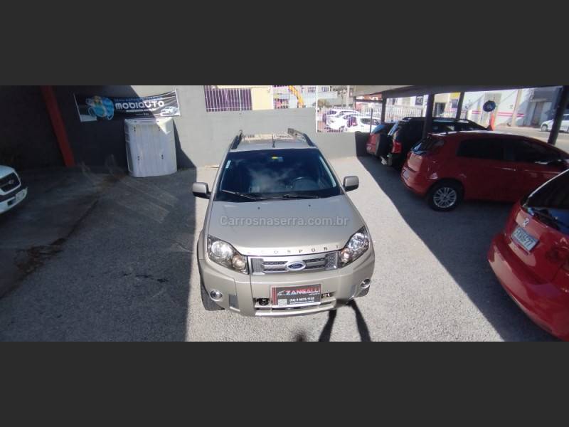 FORD - ECOSPORT - 2011/2012 - Bege - R$ 41.900,00