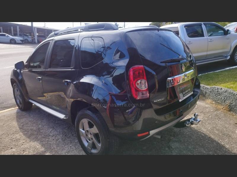 RENAULT - DUSTER - 2013/2013 - Preta - R$ 45.000,00