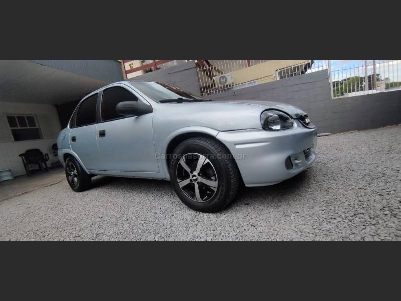 CHEVROLET - CLASSIC - 2009/2010 - Prata - R$ 23.500,00