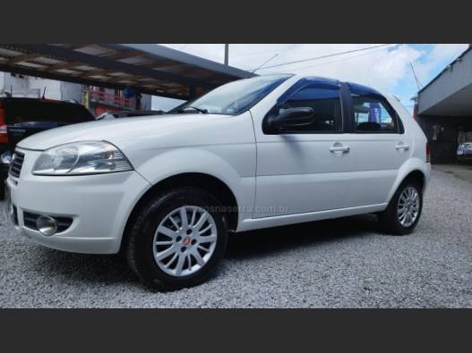 FIAT - PALIO - 2008/2009 - Branca - R$ 28.500,00