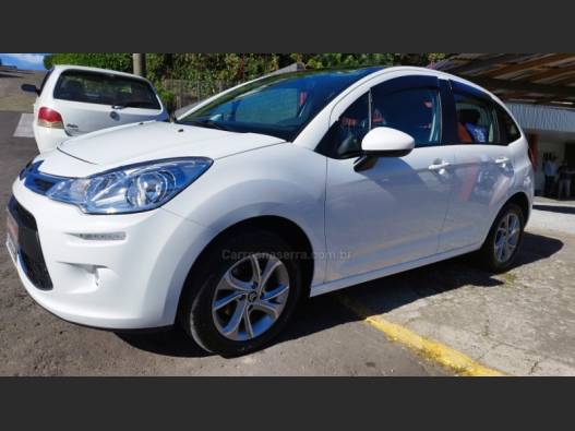 CITROËN - C3 - 2012/2013 - Branca - R$ 39.900,00