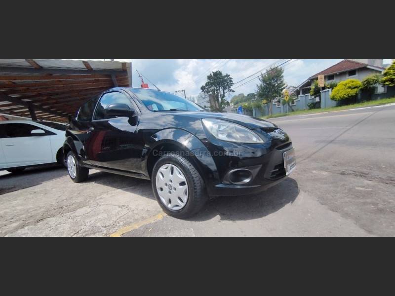 FORD - KA - 2011/2012 - Preta - R$ 23.500,00