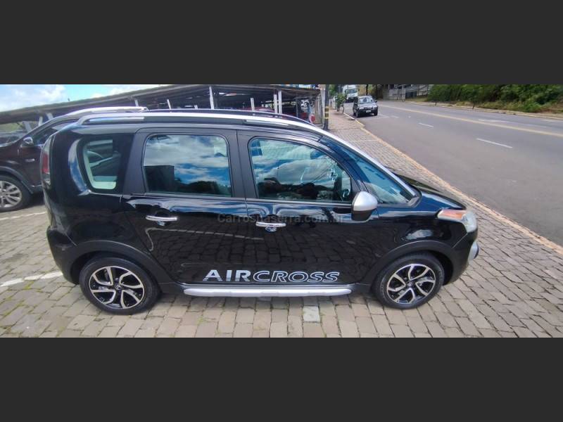 CITROËN - AIRCROSS - 2012/2012 - Preta - R$ 38.500,00