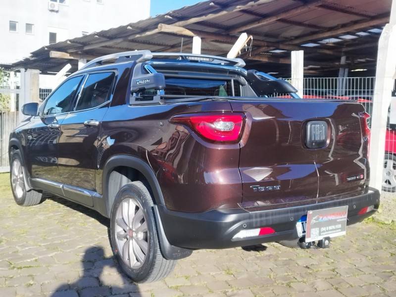 FIAT - TORO - 2020/2020 - Marrom - R$ 125.900,00