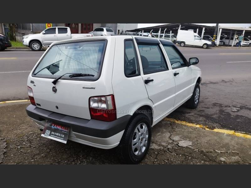 FIAT - UNO - 2012/2013 - Branca - R$ 28.900,00