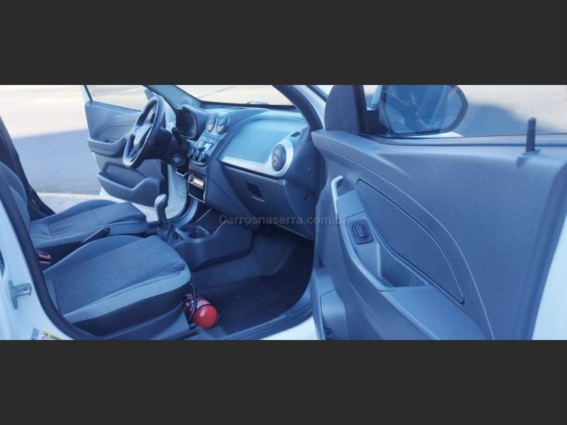 CHEVROLET - MONTANA - 2016/2016 - Branca - R$ 53.500,00