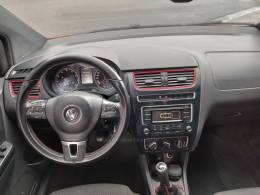 VOLKSWAGEN - FOX - 2013/2014 - Vermelha - R$ 49.900,00