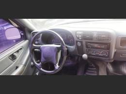 CHEVROLET - S10 - 2001/2001 - Branca - R$ 61.000,00